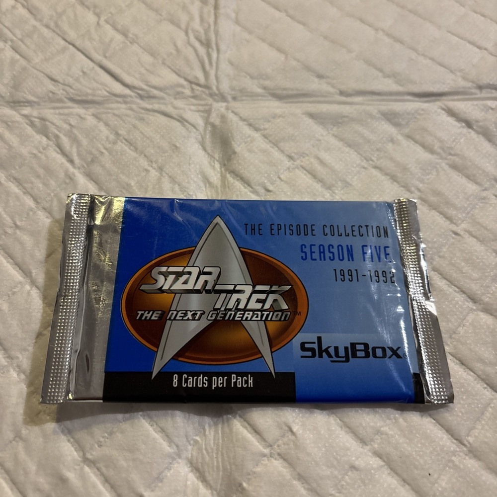 Star Trek - The Next Generation Season Five Skybox - 1991-1992 - 8 Cards A Pack